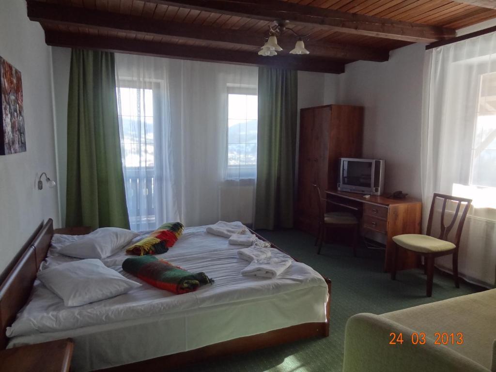 Alpenhof Pansion Hotell Slavske Rum bild