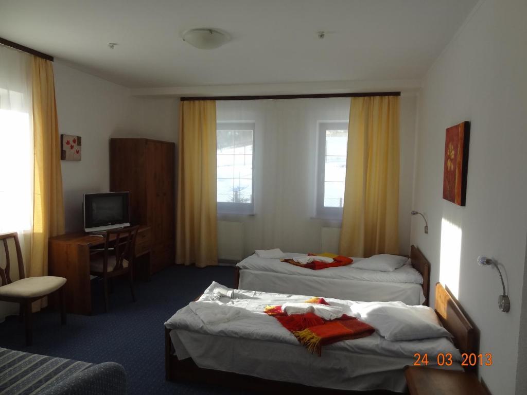Alpenhof Pansion Hotell Slavske Rum bild