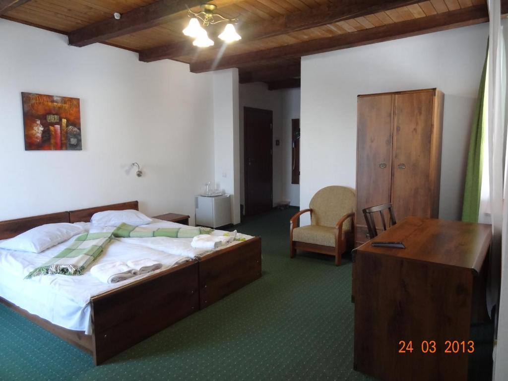 Alpenhof Pansion Hotell Slavske Rum bild